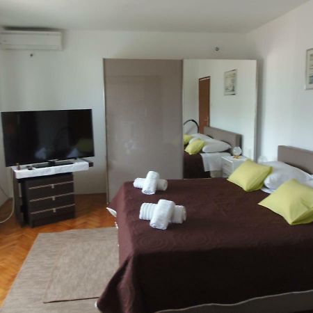 Apartments Branko Veli Rat Exterior foto