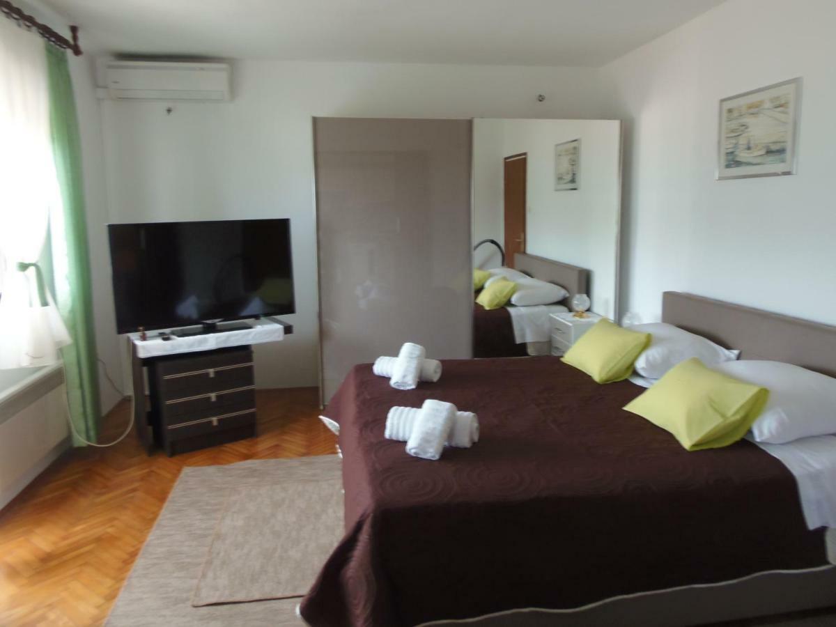 Apartments Branko Veli Rat Exterior foto